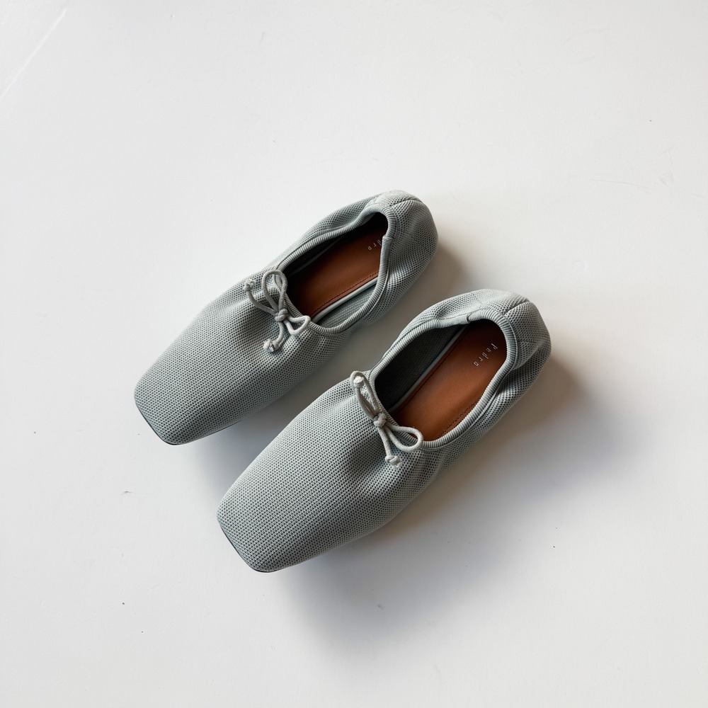 Pedro Women Light Grey Knit Square Toe Ballet Flats Bow Detail Size 35/5